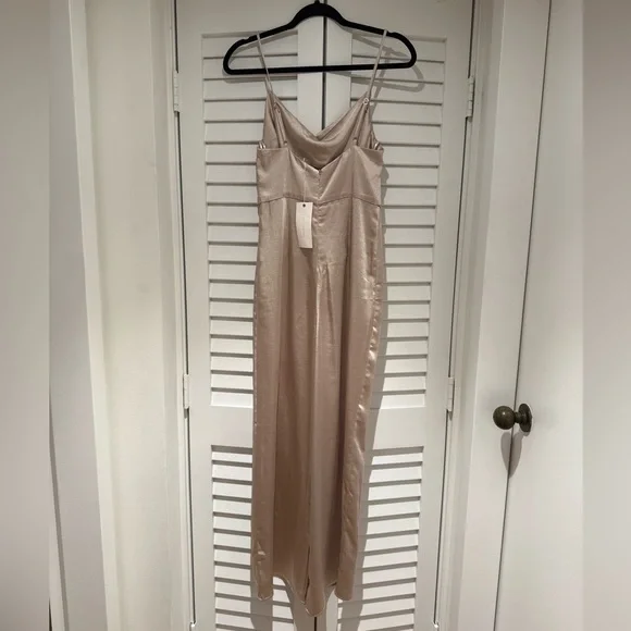Perfect Night Champagne Satin Cowl Neck Culotte Jumpsuit‎ LUSH - Picture 5 of 6